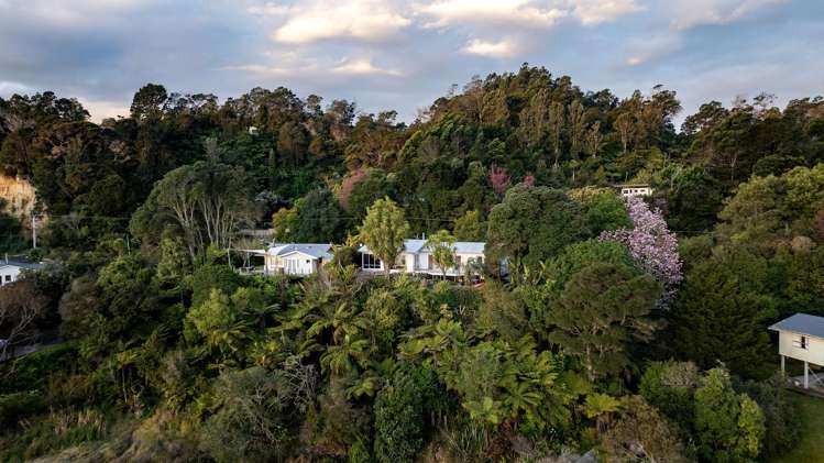 251 Ruatuna Road Ohiwa Harbour_28