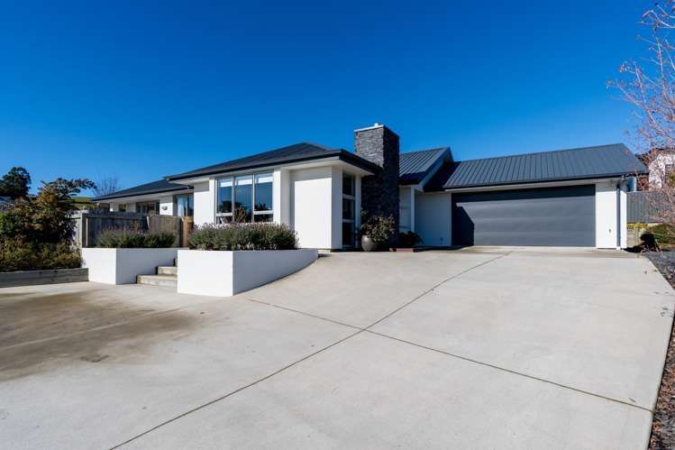27 Heathfield Drive Mosgiel_3
