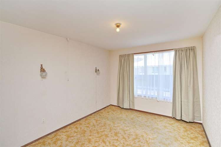 2/343 Hereford Street Linwood_7