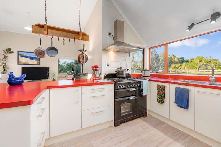 153 Halcombe Road Feilding_6