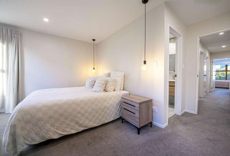 44 Glidepath Road Hobsonville_15