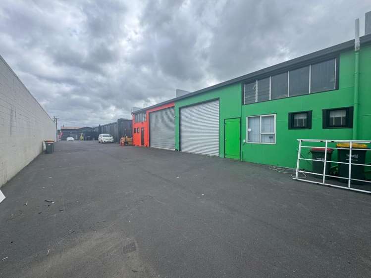 Unit C, 12  Vernon Street Papakura_3
