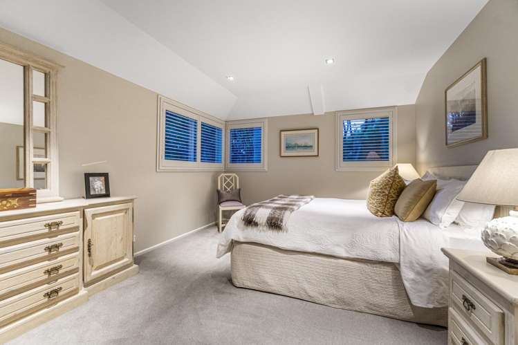 2 Puriri Place Sandspit_17