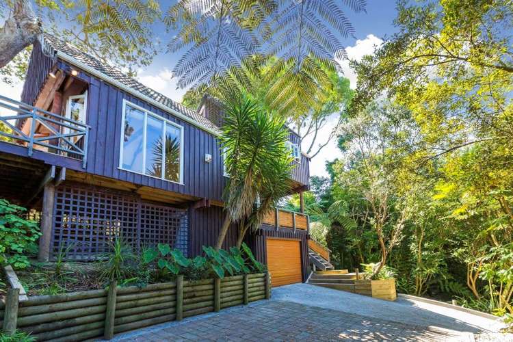 27 Rosecamp Road Beach Haven_2