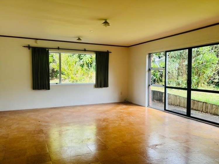 276 Te Atatu Road Te Atatu South_15