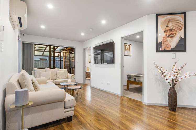 29 Fredrick Hanson Road Papakura_2