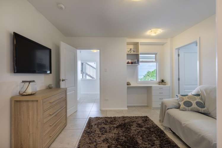 32 Arama Avenue Titirangi_14