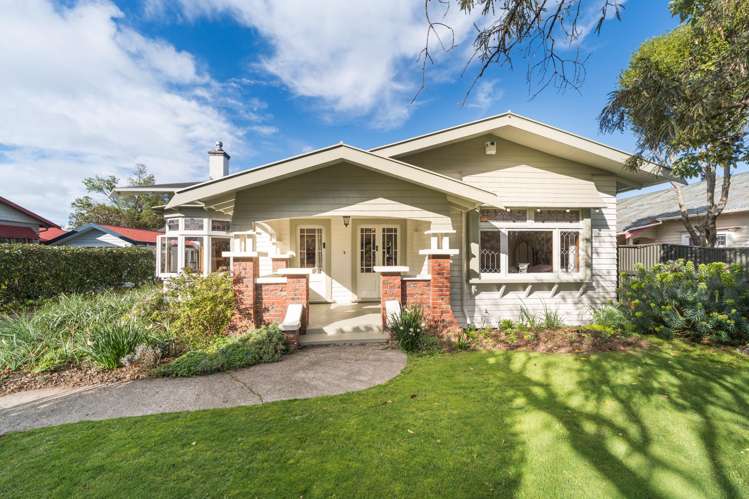 16 Argyle Avenue Takaro_1