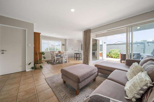 21 Santa Barbara Drive Papamoa Beach_2