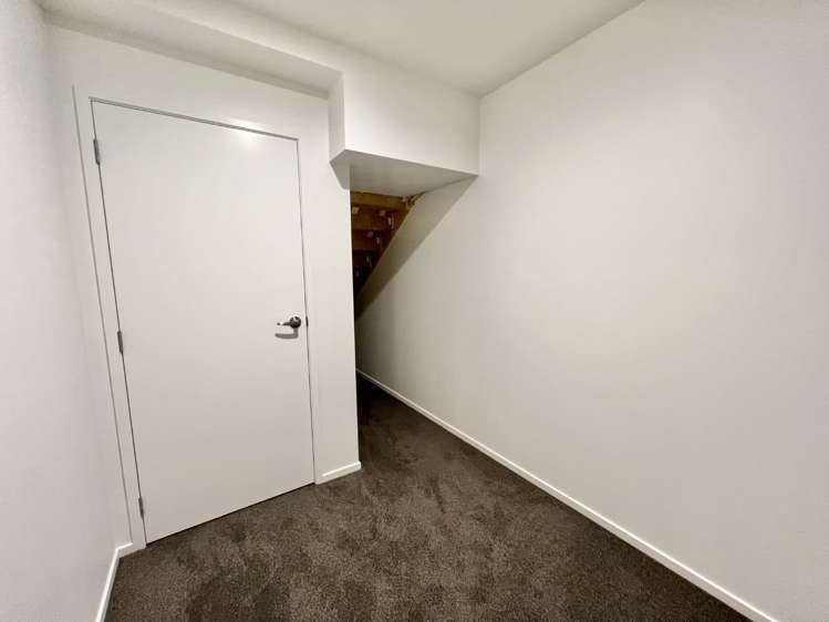 6 Benhar Close Kelson_19