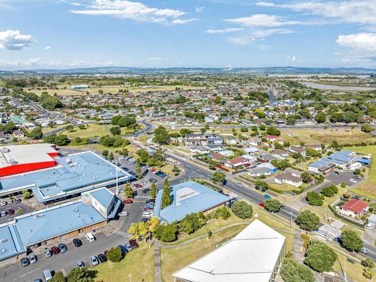 17 Palmers Road Clendon Park_18