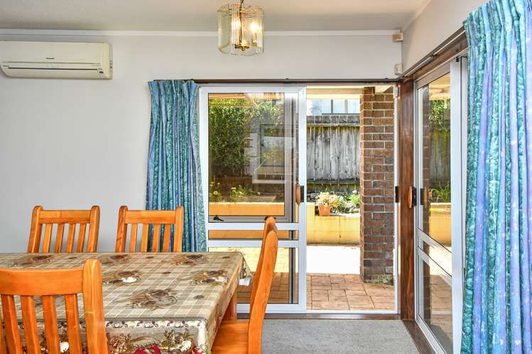 16 Sophora Place Totara Heights_24