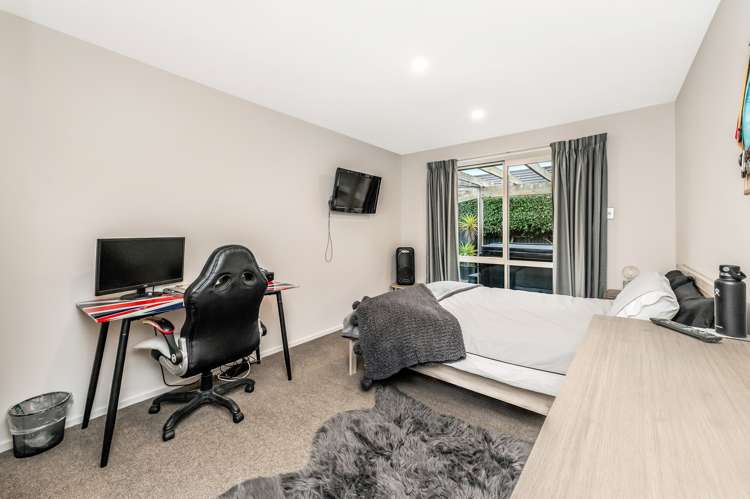 199 Southfield Drive Lincoln_22