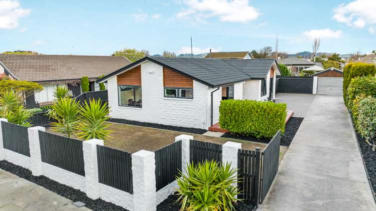 25 Greenock Street Redwood_22