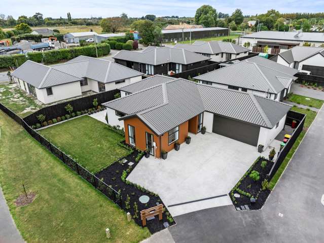 Massive price drop - Enquiries over $919,000