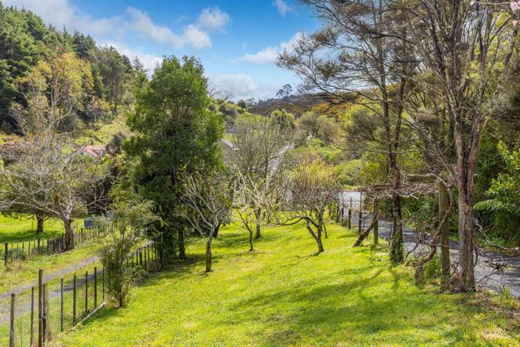 919 Waingaro Road Glen Massey_40