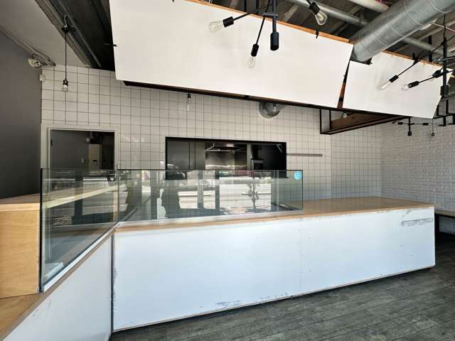 Unit F/206 Victoria Street West City Centre_4