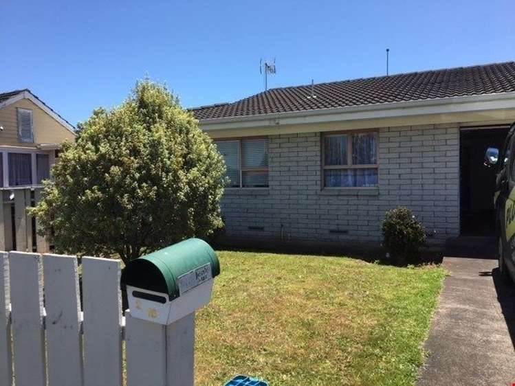 2/16 Berkeley Road Manurewa_2
