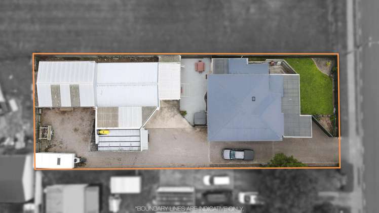 11 Russell Road Fairy Springs_21