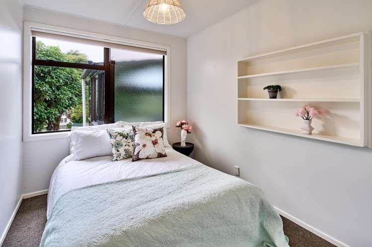 11 Raroa Place Pukerua Bay_9