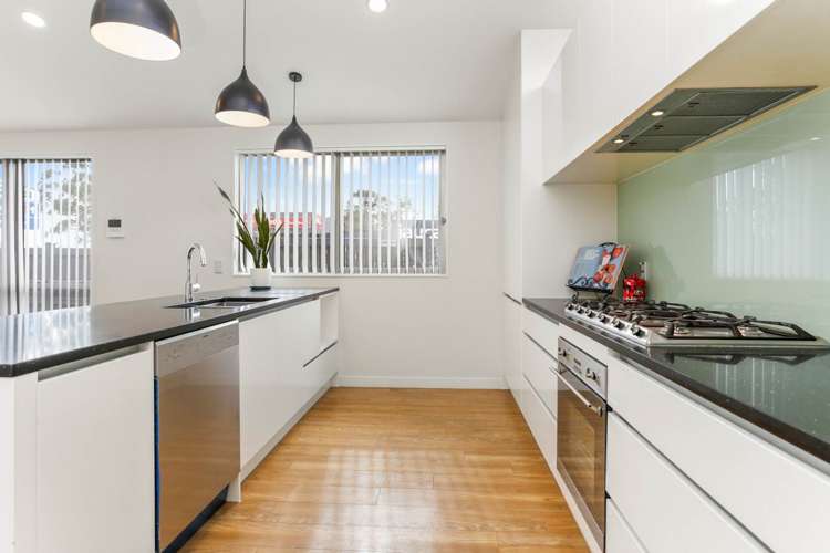 2180a Great North Road Avondale_7