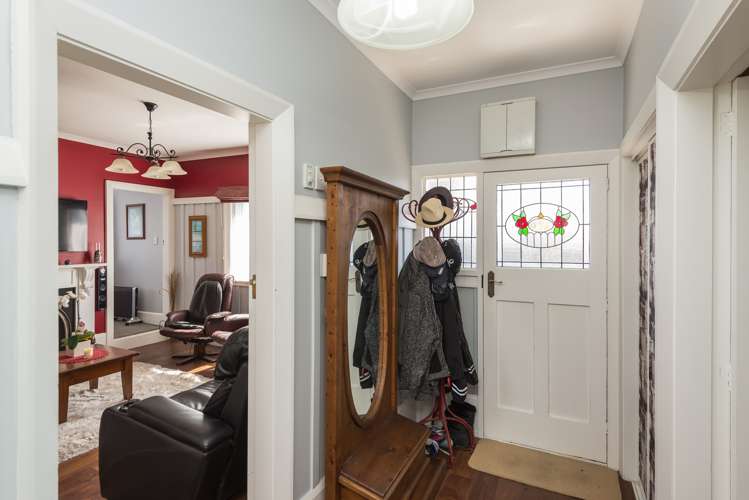 681 Worcester Street Linwood_2