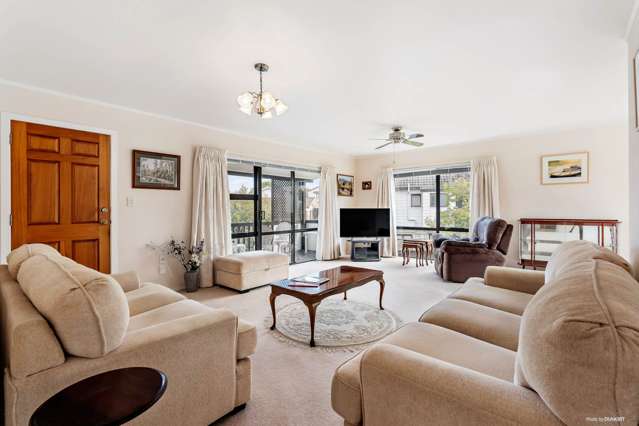 20 Sandgate Avenue Botany Downs_3