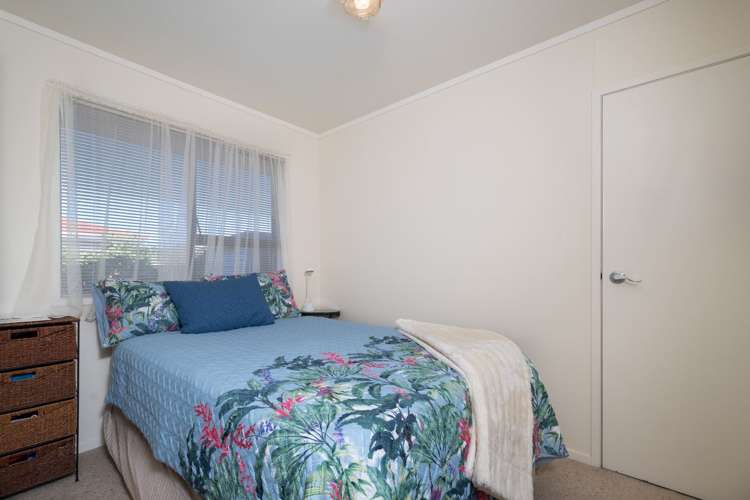 12 Annette Avenue Te Atatu South_14