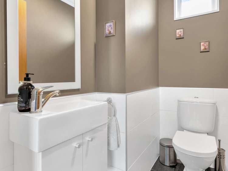 61 Eastwood Rise Waimairi Beach_25