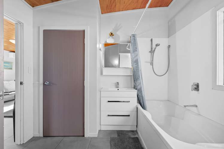 1/27 Kopipi Crescent Ngunguru_8