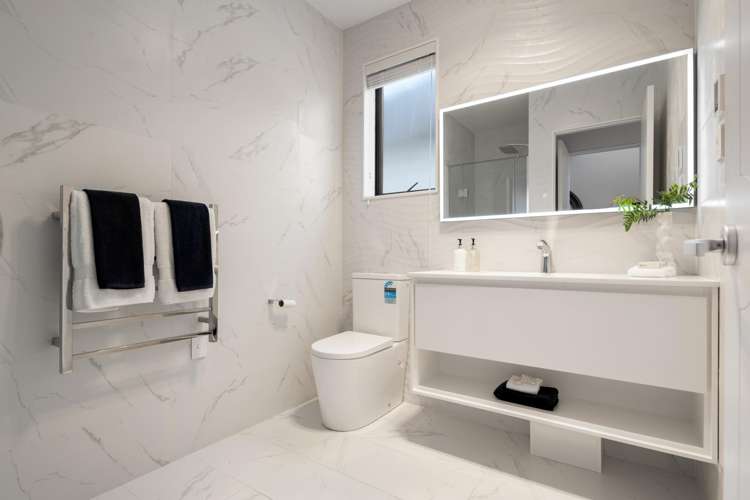 8 Thomas Rielly Avenue Hobsonville_23