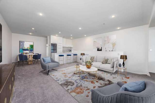 Big Waterfront Apartment - Owner Exits NZ