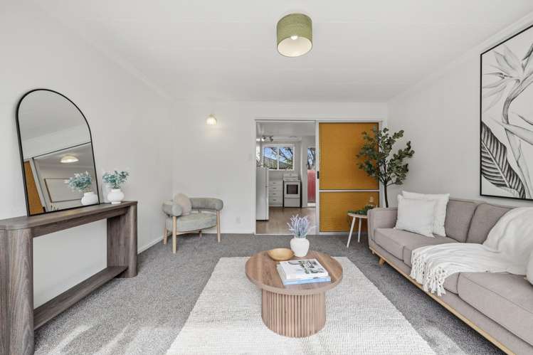 12C Baker Street Caversham_13