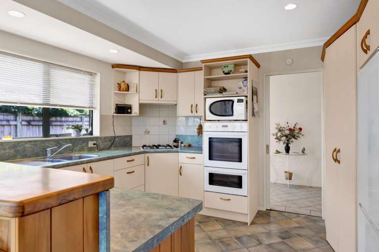 3 Saddle Row Welbourn_21