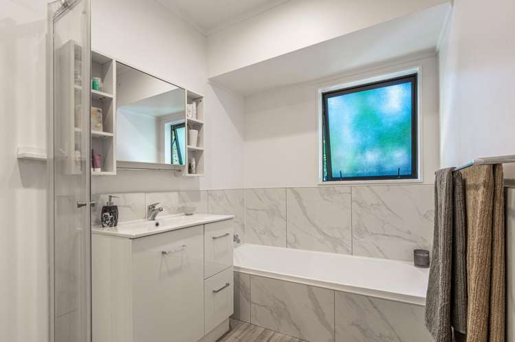 2/43 Sabulite Road Kelston_8