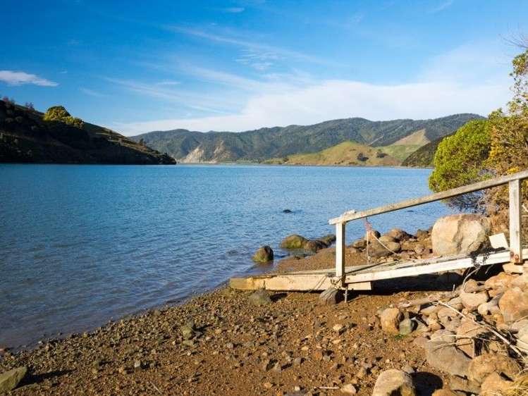 676 Cable Bay Road Cable Bay_19