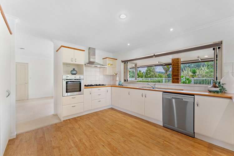 248 Paremoremo Road Lucas Heights_9