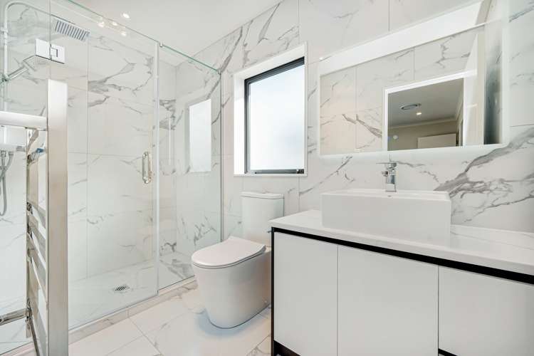 17 Uru Drive Flat Bush_16