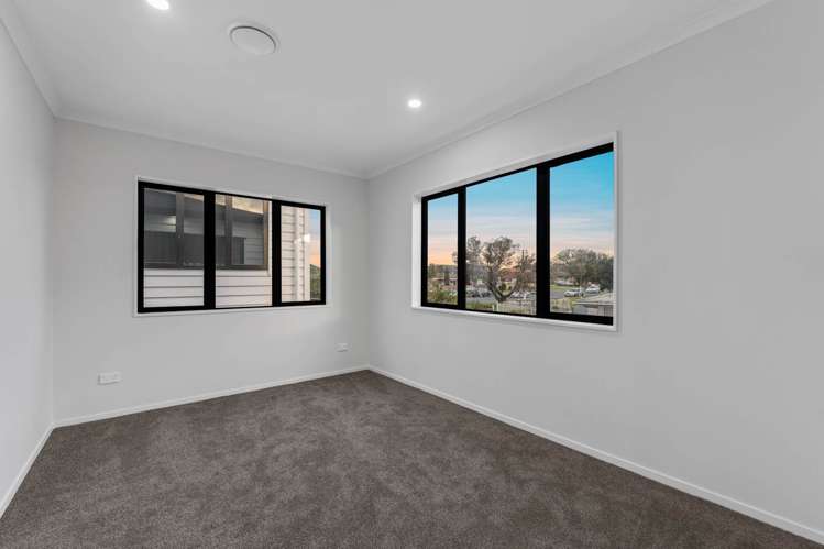 519a Massey Road Mangere_13