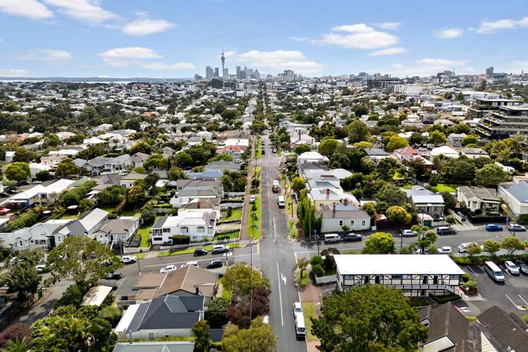 149 Crummer Road Grey Lynn_15