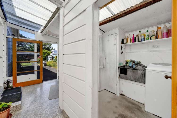 36 Hunter Street Hawera_16