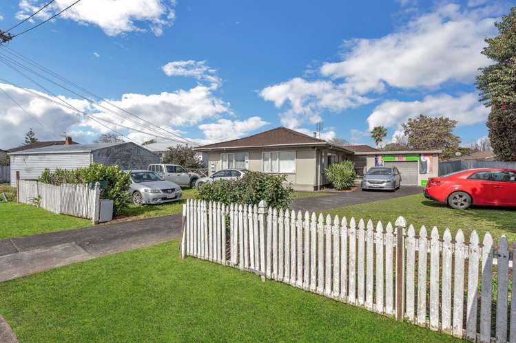 1 Hill Crescent Papakura_2