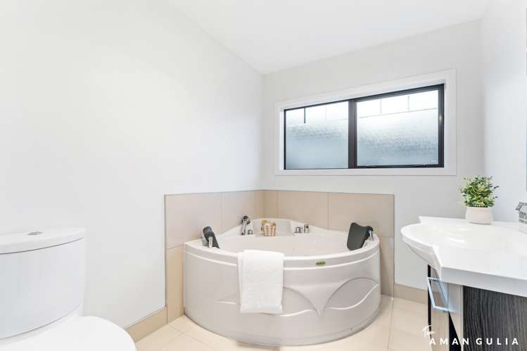 81 Owairaka Avenue Mount Albert_12