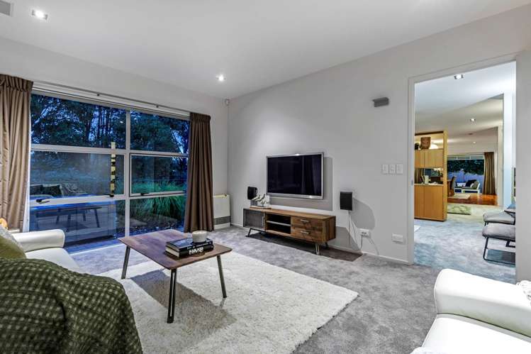 33 Oak Manor Drive Albany_17