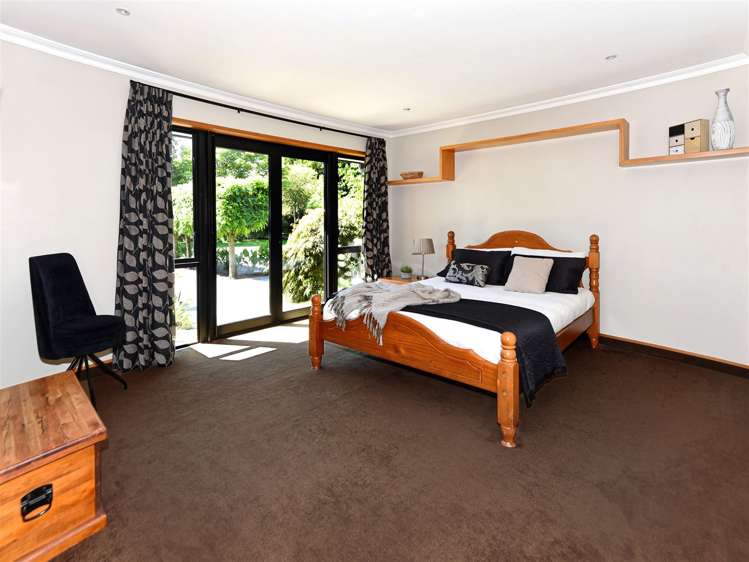 30 Grangewood Drive Lincoln_11