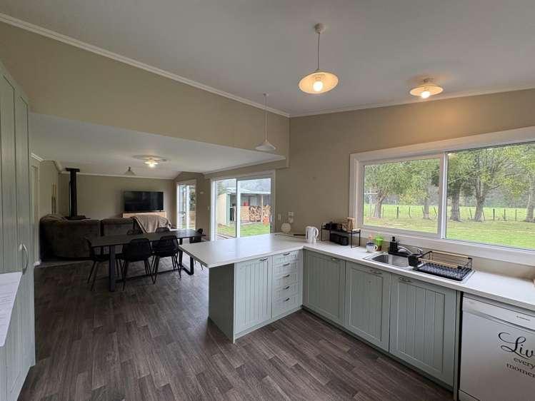 1179 Hinakura Road Martinborough_4