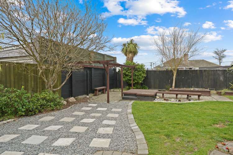 7 Adrian Place Shirley_14