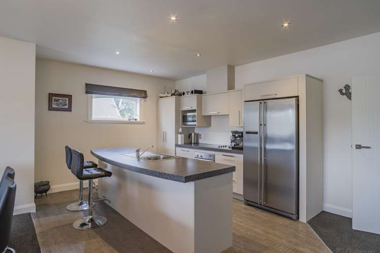 16 Grasmere Street Waimataitai_4