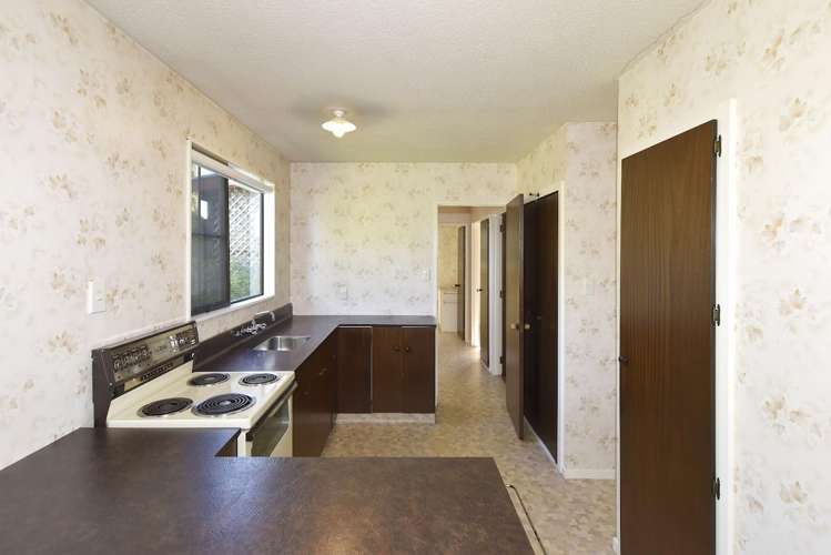 1277 Courtenay Road_3