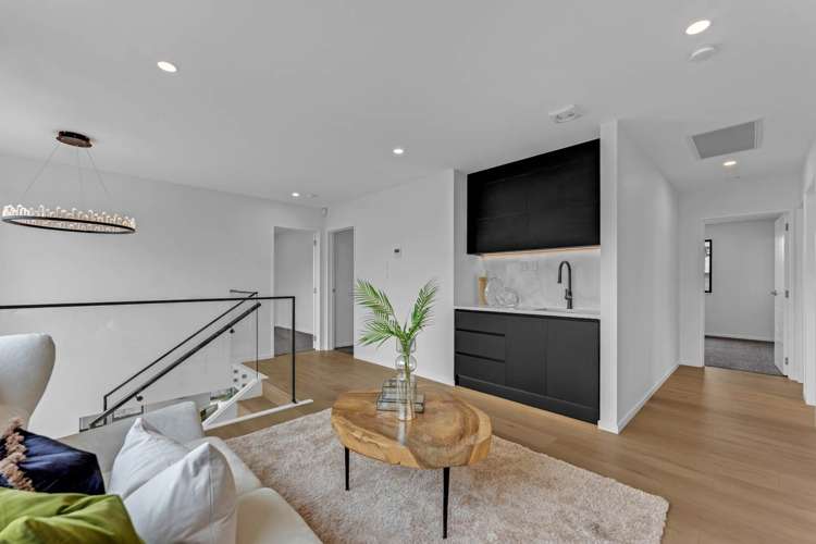 2A Matatahi Road Flat Bush_12